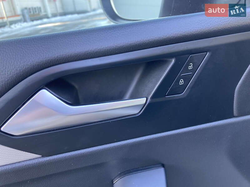 Седан Volkswagen Jetta 2022 в Киеве