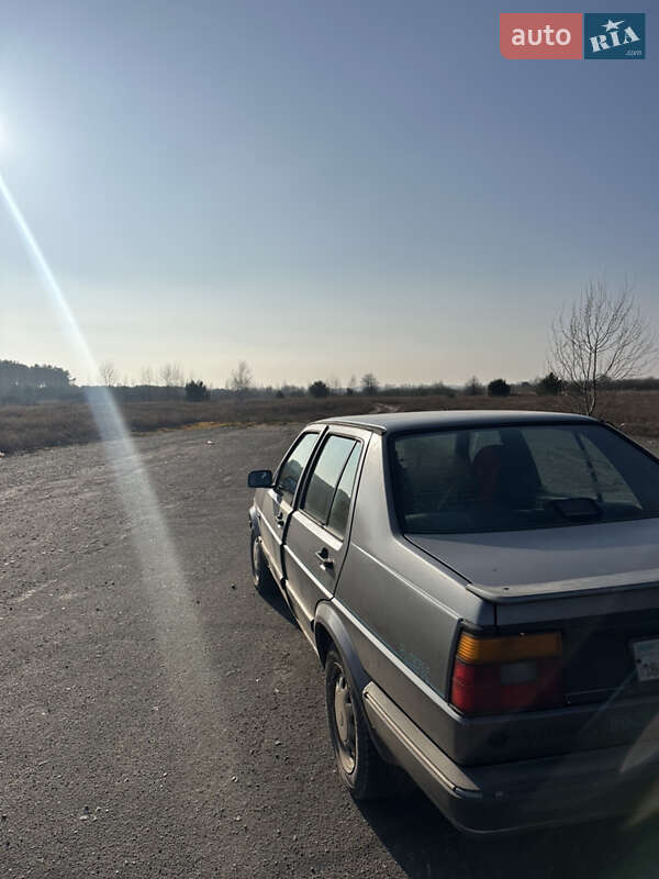 Седан Volkswagen Jetta 1989 в Ратным