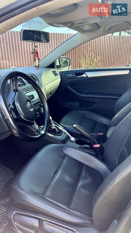 Седан Volkswagen Jetta 2016 в Пустомытах фото 5 Седан Volkswagen Jetta 2016 в Пустомытах