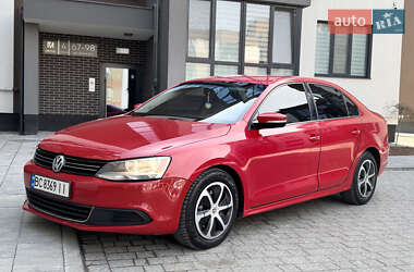 Седан Volkswagen Jetta 2013 в Львове