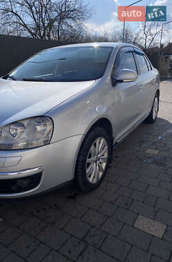 Седан Volkswagen Jetta 2006 в 