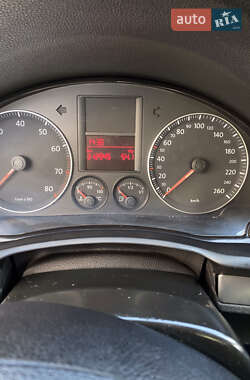 Седан Volkswagen Jetta 2006 в 