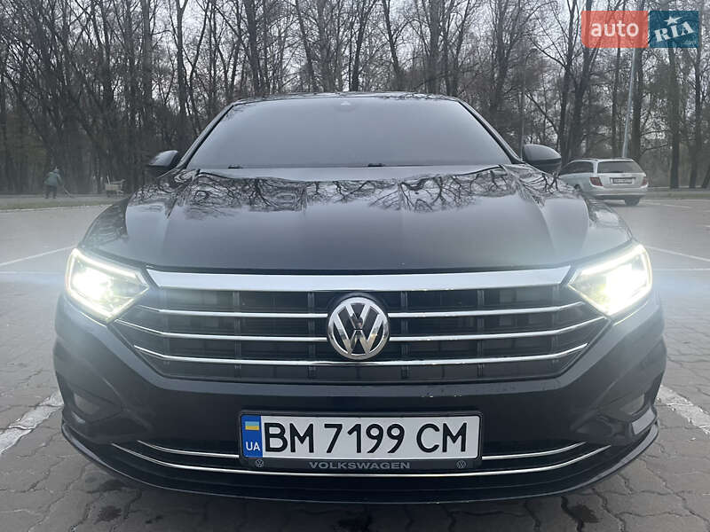 Седан Volkswagen Jetta 2018 в Сумах