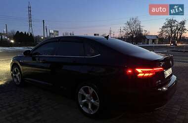 Седан Volkswagen Jetta 2020 в 
