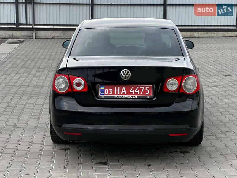 Седан Volkswagen Jetta 2008 в Рожище