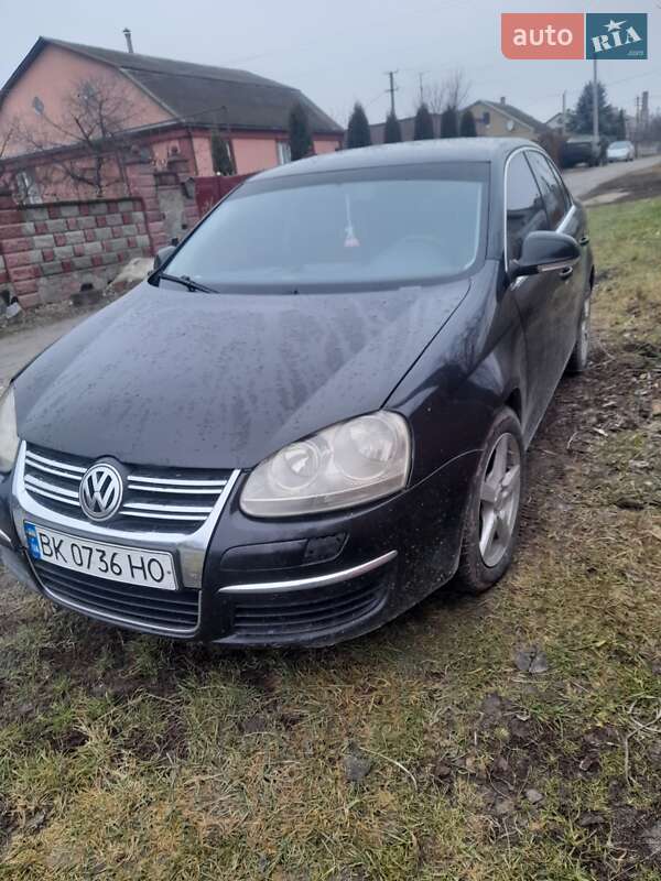 Седан Volkswagen Jetta 2006 в 