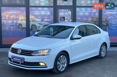 Седан Volkswagen Jetta 2016 в Вінниці