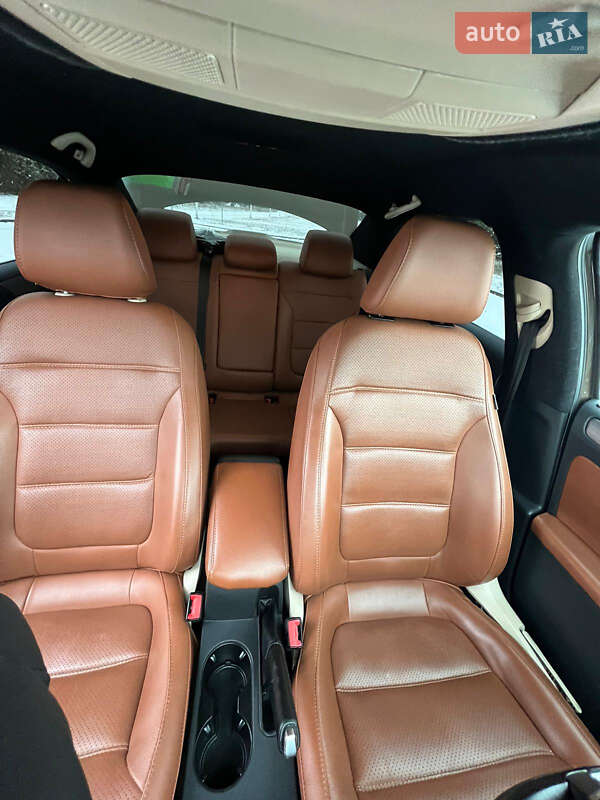 Седан Volkswagen Jetta 2013 в Львові фото 36 Седан Volkswagen Jetta 2013 в Львові