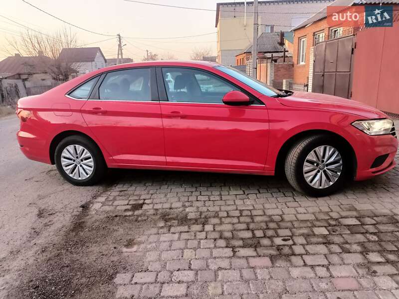 Седан Volkswagen Jetta 2019 в Харкові