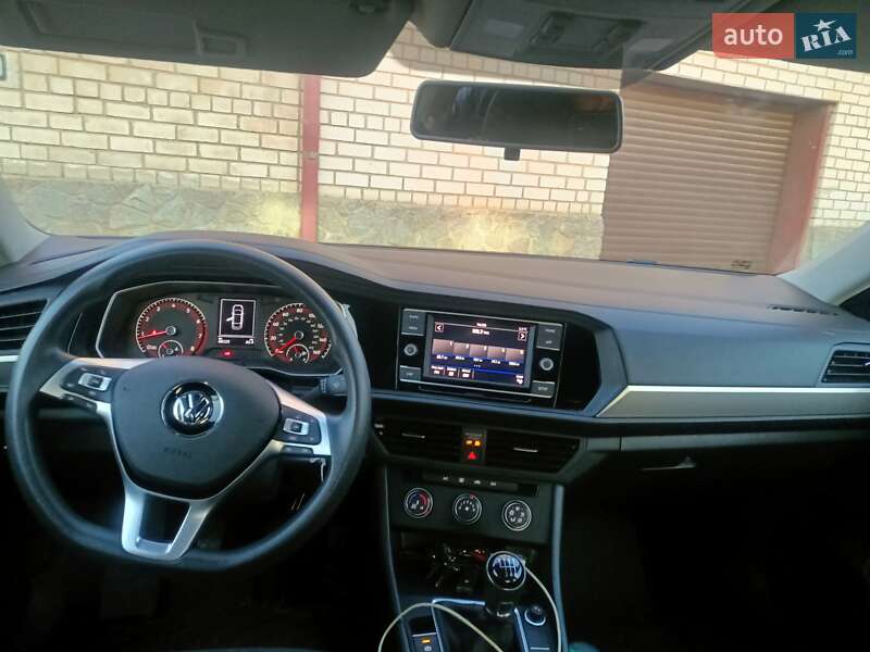 Седан Volkswagen Jetta 2019 в Харкові
