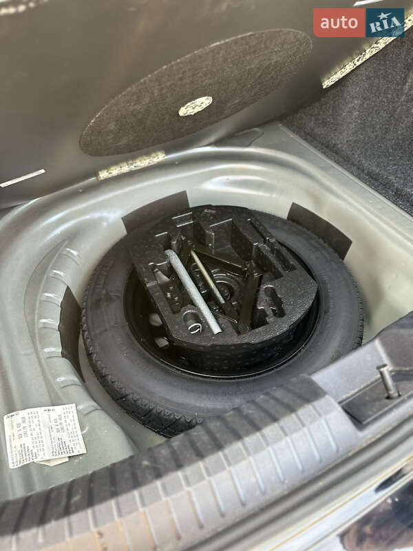 Седан Volkswagen Jetta 2018 в Львові