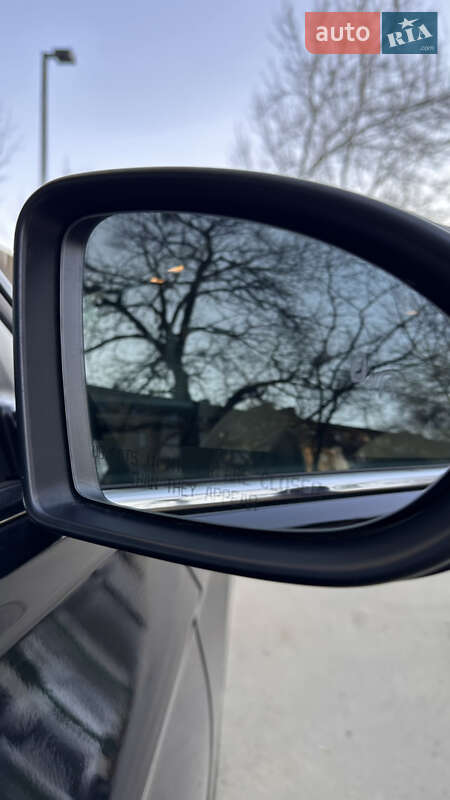 Седан Volkswagen Jetta 2018 в Львові