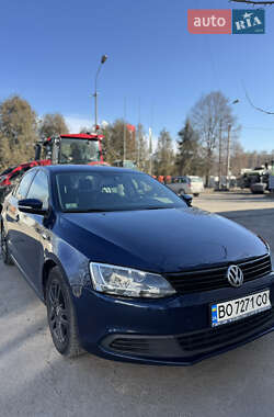 Седан Volkswagen Jetta 2014 в Тернополе