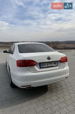 Седан Volkswagen Jetta 2012 в Хмельницькому