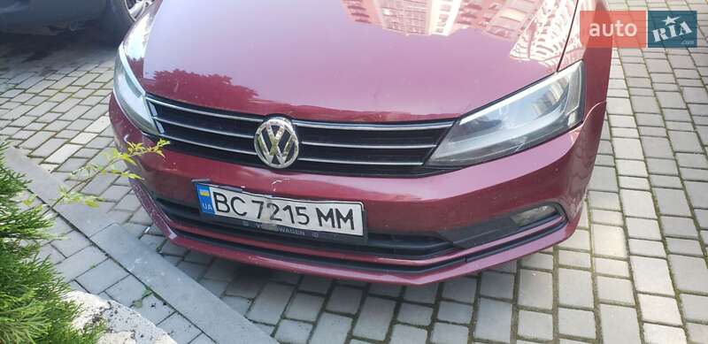 Седан Volkswagen Jetta 2015 в Ивано-Франковске