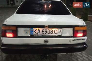 Седан Volkswagen Jetta 1988 в Киеве