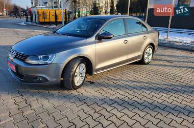 Седан Volkswagen Jetta 2013 в Луцке