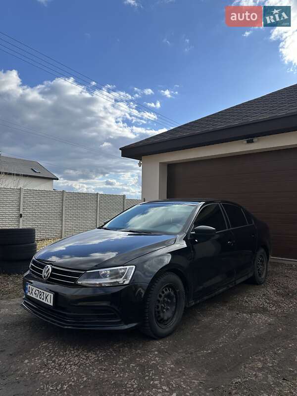 Седан Volkswagen Jetta 2015 в Харькове