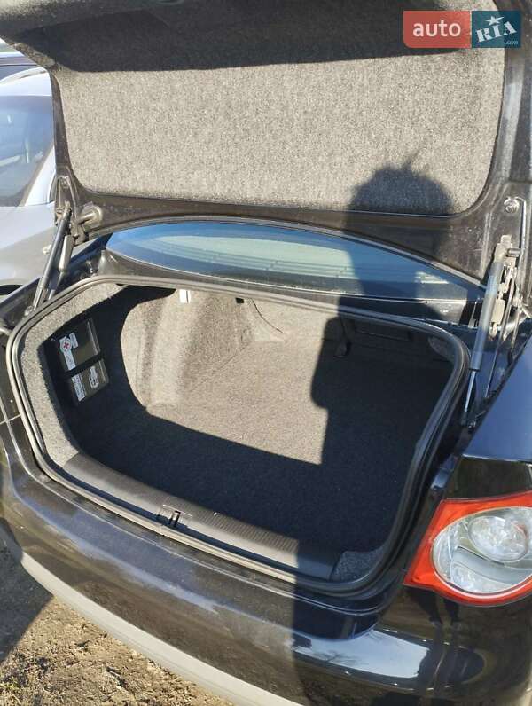 Седан Volkswagen Jetta 2007 в Житомире