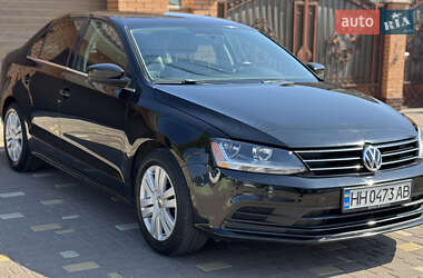 Седан Volkswagen Jetta 2016 в 