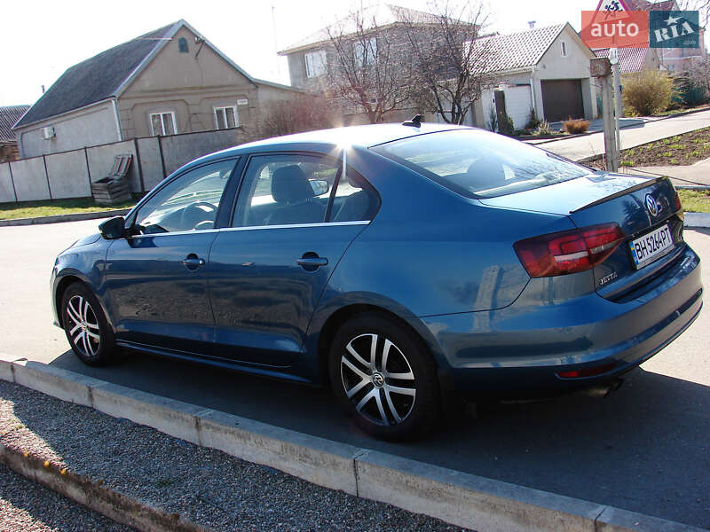 Седан Volkswagen Jetta 2016 в Одессе