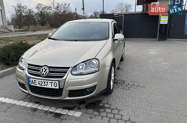 Седан Volkswagen Jetta 2008 в Днепре