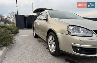 Седан Volkswagen Jetta 2008 в 