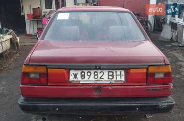 Седан Volkswagen Jetta 1989 в 