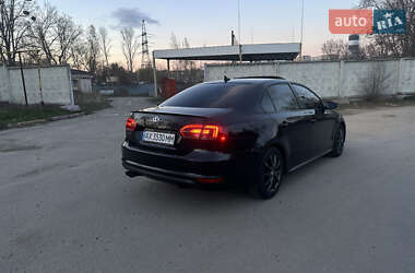 Седан Volkswagen Jetta 2014 в 