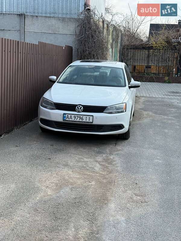 Volkswagen Jetta 2013
