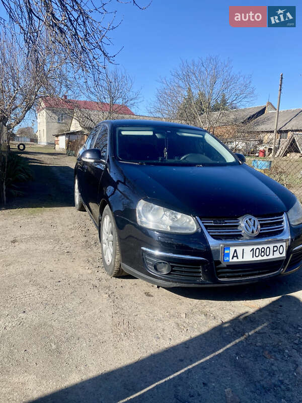 Седан Volkswagen Jetta 2008 в Луцке