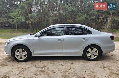 Седан Volkswagen Jetta 2017 в 