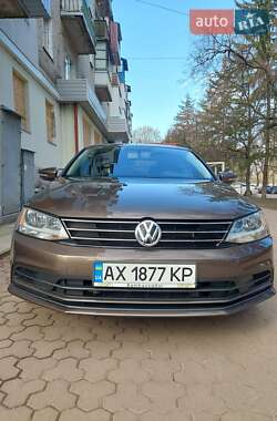 Седан Volkswagen Jetta 2014 в Чугуєві