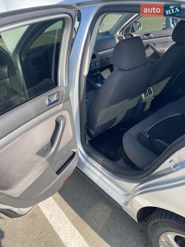 Седан Volkswagen Jetta 2008 в Києві