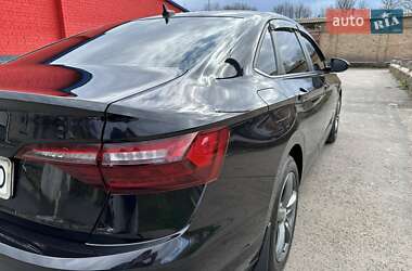 Седан Volkswagen Jetta 2020 в Знаменке