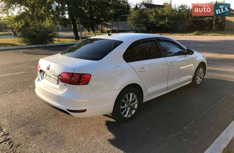 Седан Volkswagen Jetta 2012 в Сумах