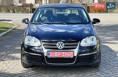 Седан Volkswagen Jetta 2009 в 