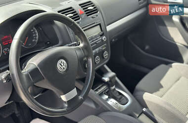 Седан Volkswagen Jetta 2008 в 