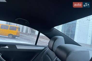 Седан Volkswagen Jetta 2012 в 