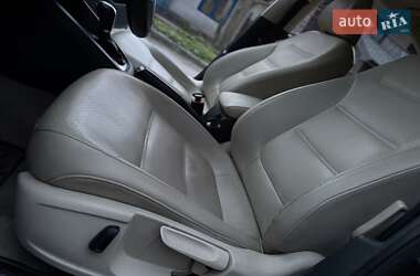 Седан Volkswagen Jetta 2014 в 