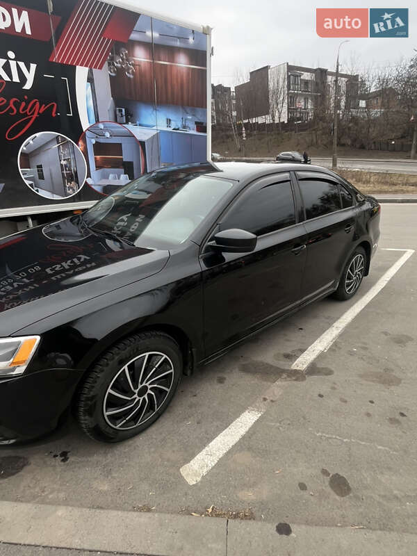 Седан Volkswagen Jetta 2012 в Виннице