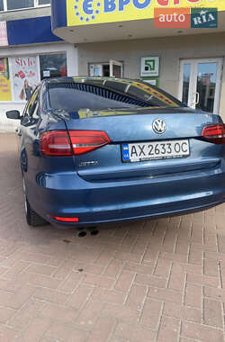 Седан Volkswagen Jetta 2014 в 