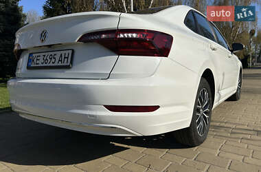 Седан Volkswagen Jetta 2021 в 