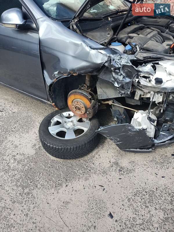 Седан Volkswagen Jetta 2006 в Вишгороді