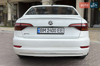 Седан Volkswagen Jetta 2019 в 