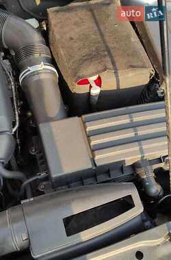 Седан Volkswagen Jetta 2013 в 