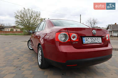 Седан Volkswagen Jetta 2006 в 