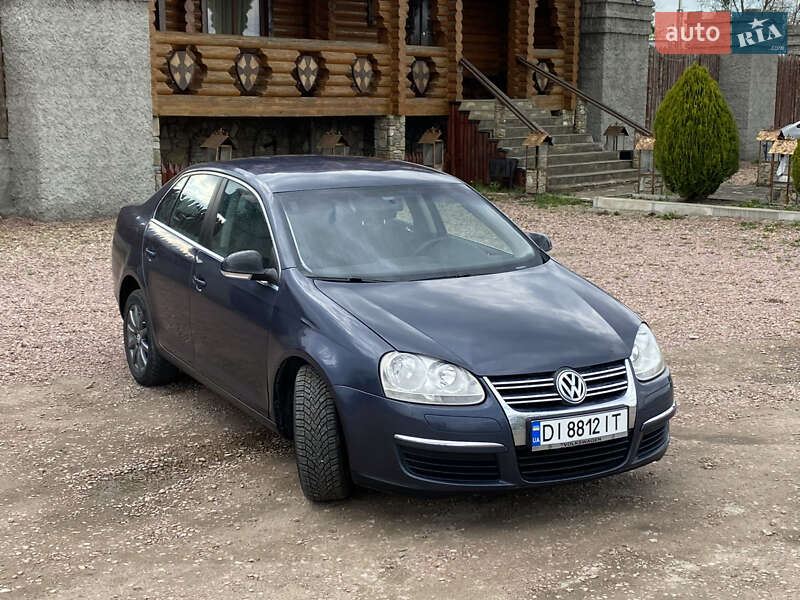 Седан Volkswagen Jetta 2007 в Самборе