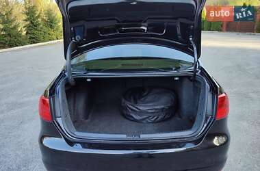 Седан Volkswagen Jetta 2011 в 