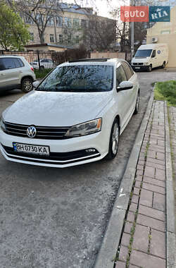 Седан Volkswagen Jetta 2015 в 
